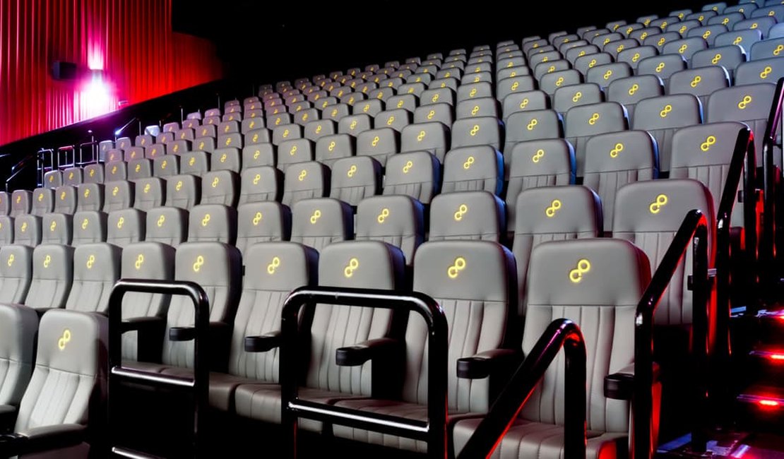 Nova fase vermelha: cinemas, teatros e museus podem funcionar com 30% da capacidade