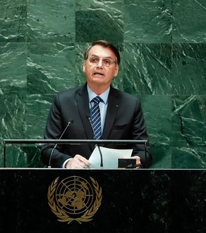 STF notifica Bolsonaro por insinuar ligação de ONGs com queimadas