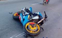 Mulher morre após ser atropelada por motocicleta