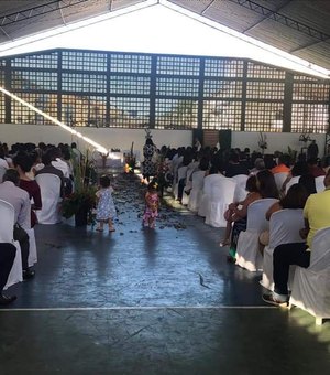 80 Casais participam de casamento coletivo em Maragogi