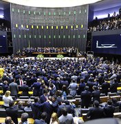 Consulta pública: PEC quer reduzir número de parlamentares na Câmara e no Senado