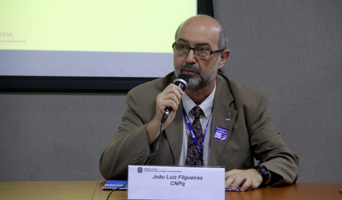 Exonerado, ex-presidente do CNPq diz que soube da sua saída pelo Diário Oficial