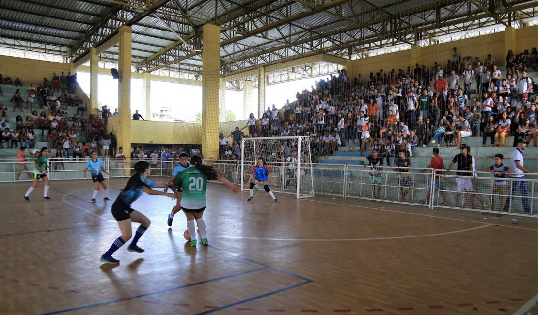 XX Jogos Escolares encerram com partida das escolas Moacir Teófilo e Costa Rêgo