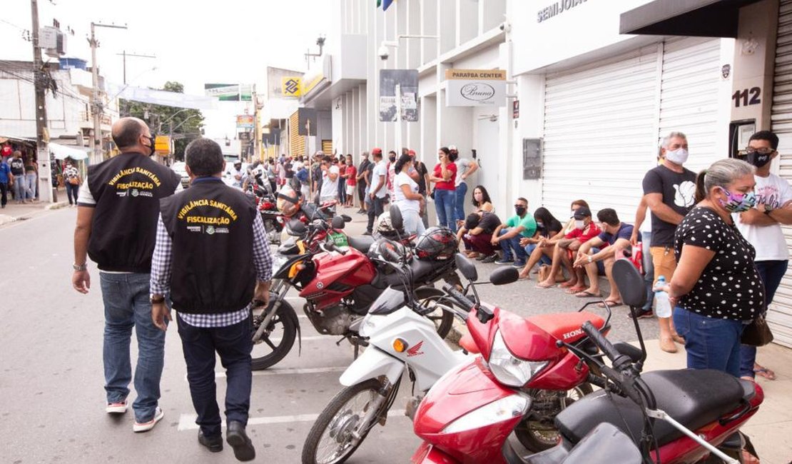 Prefeitura atende Thiago ML e autua bancos de Arapiraca que descumprem regras sanitárias