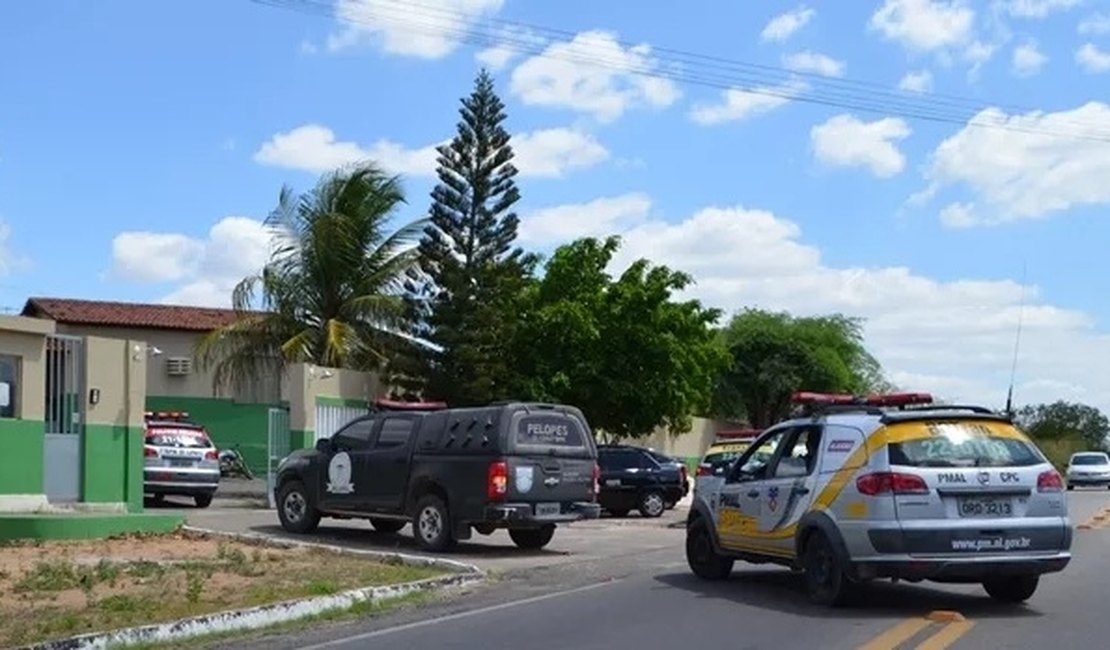 Mais de 40 motoristas são autuados em operação no Sertão de Alagoas