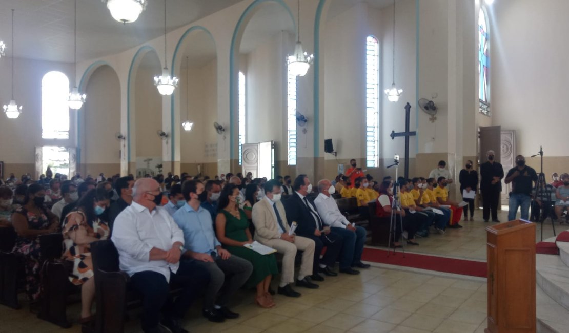 Missa em ação de graças pelo aniversário de Arapiraca marca início da festa de 97 anos da Capital do Agreste