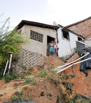 Processo para construção de escadarias em grotas de Maceió segue para licitação