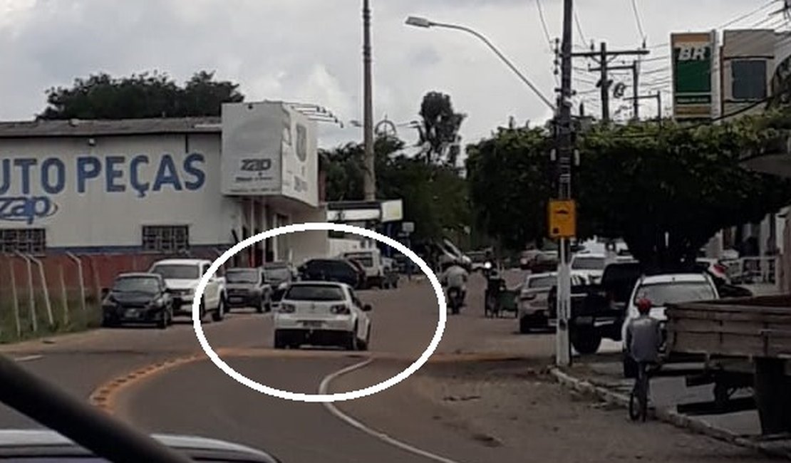 Polícia tenta decifrar placa do carro envolvido em duplo homicídio em Delmiro
