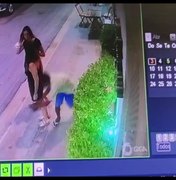 [Vídeo] Câmera flagra ladrão roubando celular de mulher em Maragogi