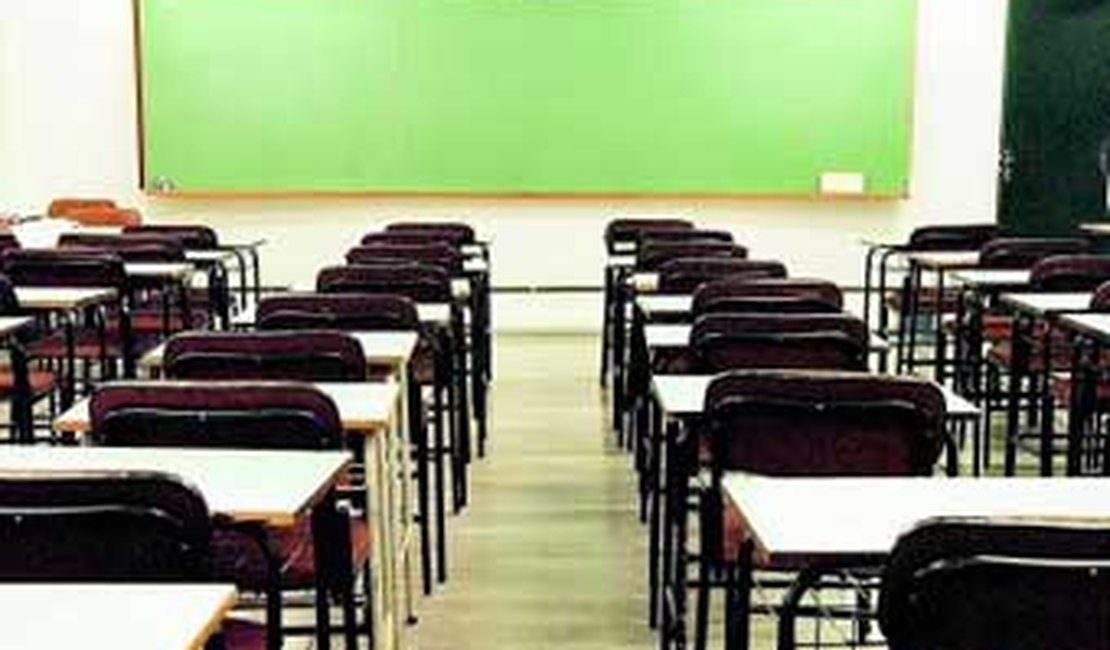 Cinco escolas de Maceió são notificadas por mensalidades com preços abusivos 