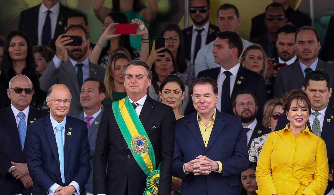 Propaganda paga pela Presidência ficou com apresentadores de TV prediletos de Bolsonaro