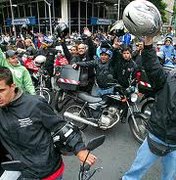 CNT adia obrigatoriedade de curso para motoboys e muda regras