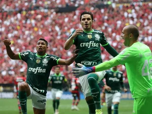 Palmeiras vence Flamengo e conquista a Supercopa do Brasil