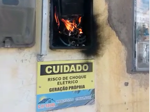 [Vídeo] Empresário tem contador de energia elétrica incendiado pela quinta vez e Equatorial não resolve o problema