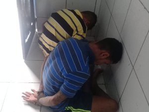 Dupla é presa por roubo no Tabuleiro do Martins