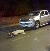 Motorista embriagado perde o controle do veículo, mata motociclista e deixa criança ferida