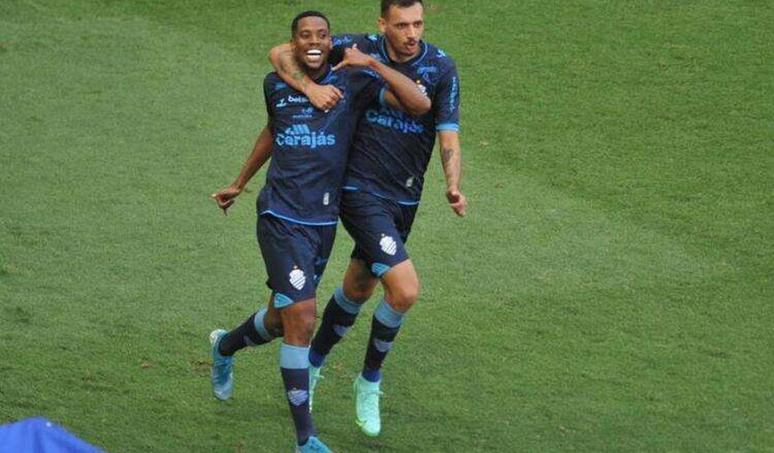 'Fala, Zezé': atacante do CSA tira onda na comemoração de gol em cima do Cruzeiro
