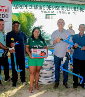 Ronaldo Lopes entrega kits de irrigação destinados pelo Deputado Paulão para agricultura familiar em Penedo