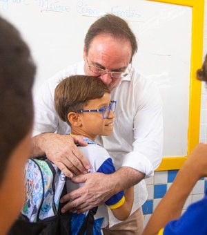 Prefeito Luciano reforça a rede municipal com a requalificação de escolas e novas creches
