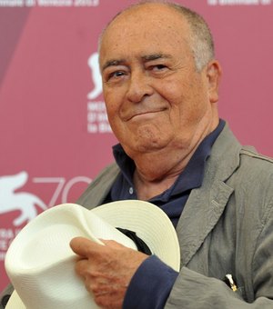 Morre aos 77 anos, diretor de filme polêmico, Bernardo Bertolucci