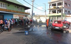 Carro de policial militar pega fogo no bairro São Luis I