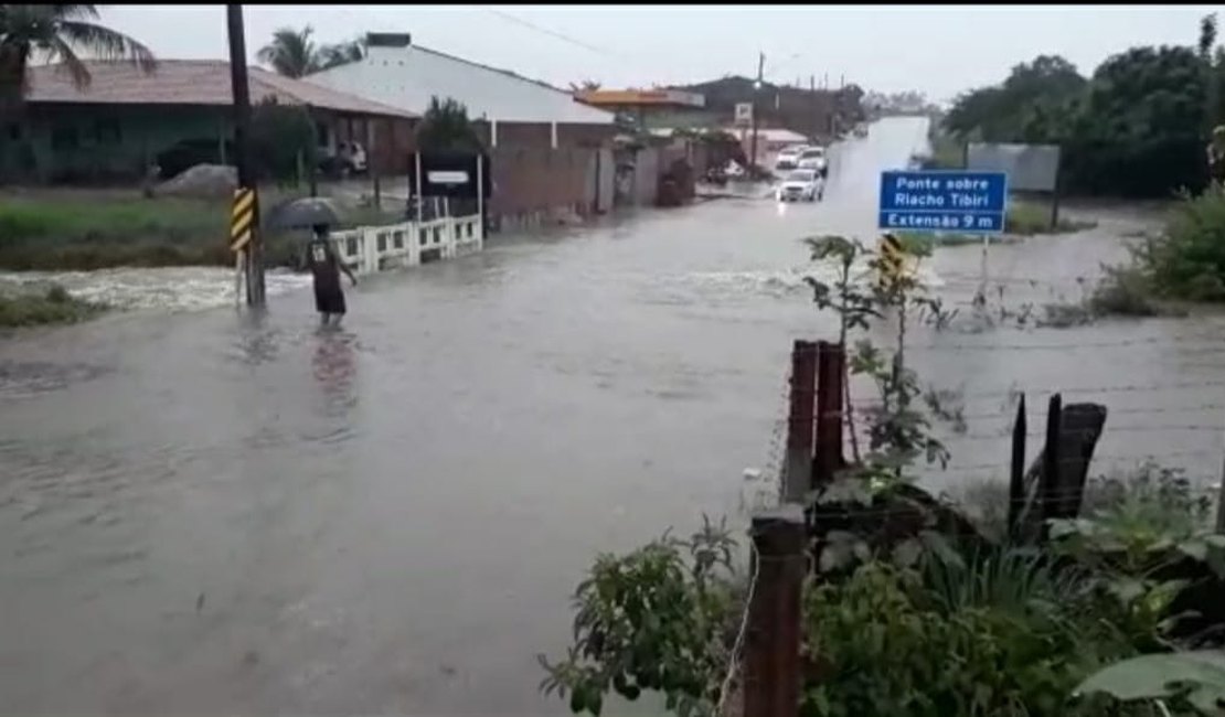 [Vídeo] Girau do Ponciano e Olho D'água Grande também foram atingidos pelas fortes chuvas