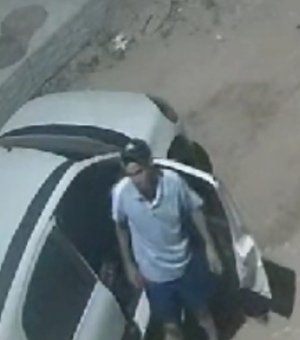 Homens fazem arrastão em Ipioca e são filmados por câmeras de segurança