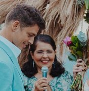 Mariana Goldfarb celebra dois anos de casamento com Cauã Reymond
