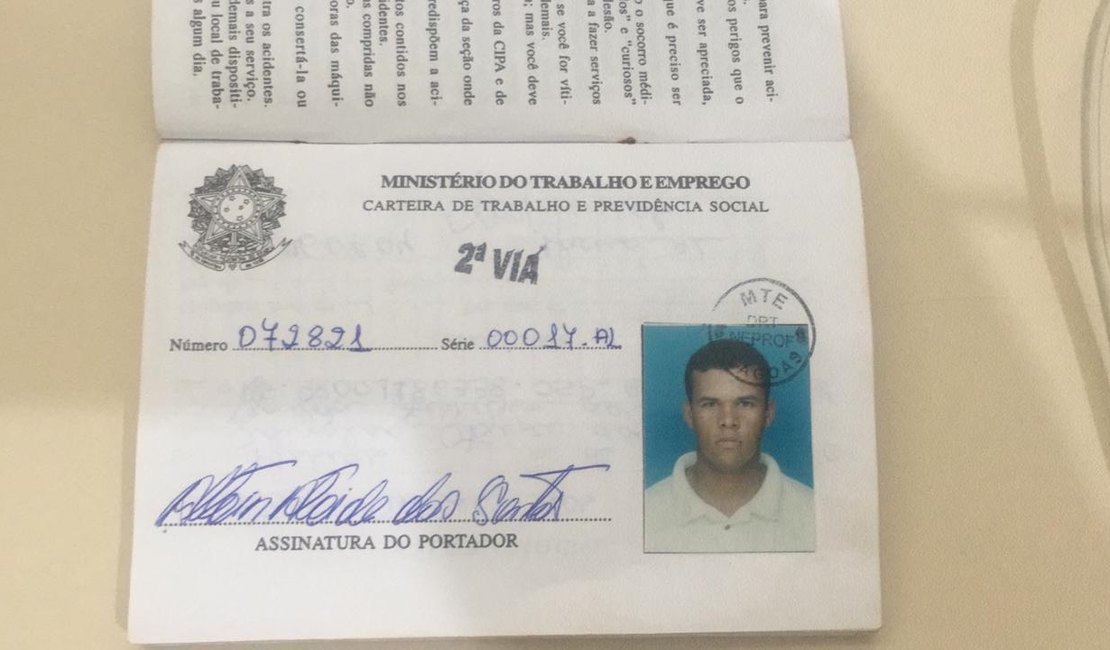 Documentos pessoais e cheques são encontrados no 11ª BPM em Penedo