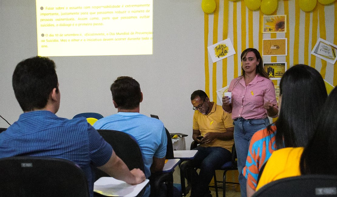 Setembro Amarelo: Casal realiza ações em Arapiraca e Palmeira dos Índios