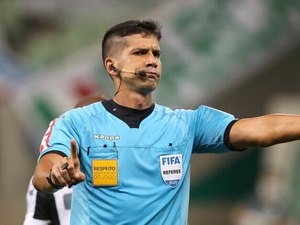 Após pressão do Goiás, CBF escala árbitro FIFA para duelo contra o CSA