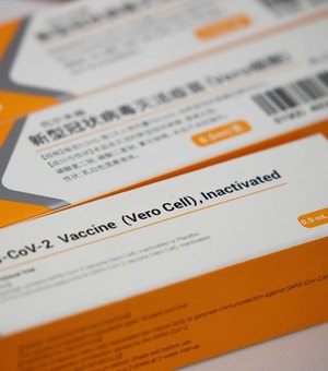 China autoriza uso de vacina da Sinovac