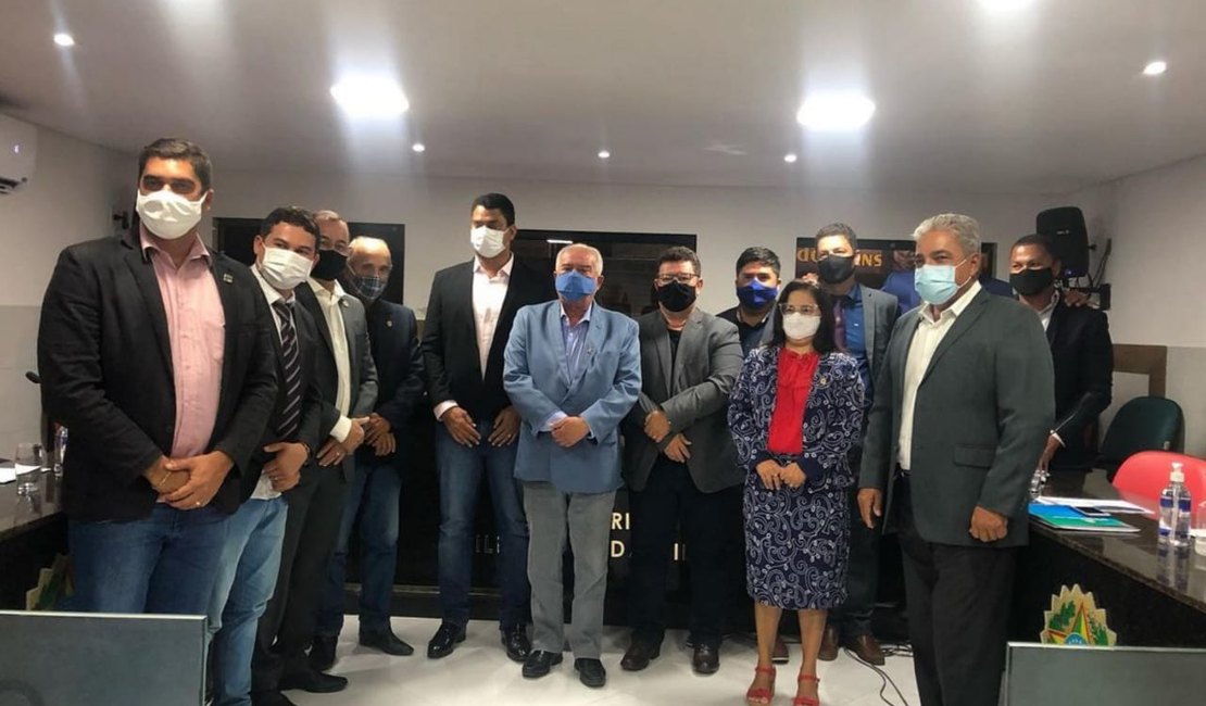 Prefeito de Maragogi participa da 1ª sessão ordinária do ano na Câmara de Vereadores
