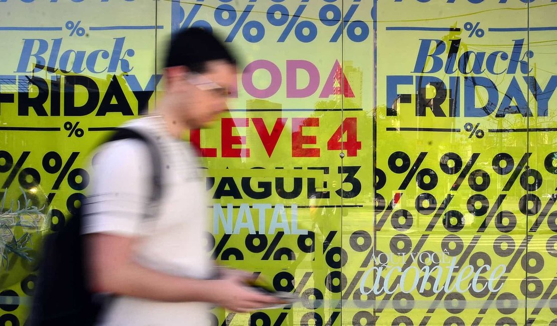 Procon Maceió inicia operação para combater irregularidades no Black Friday