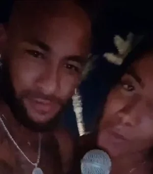 Anitta publica vídeos coladinha com Neymar em Ibiza