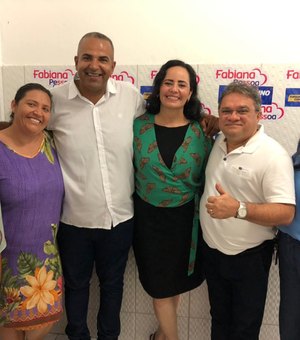 Fabiana Pessoa recebe apoios importantes em  São Miguel dos Campos