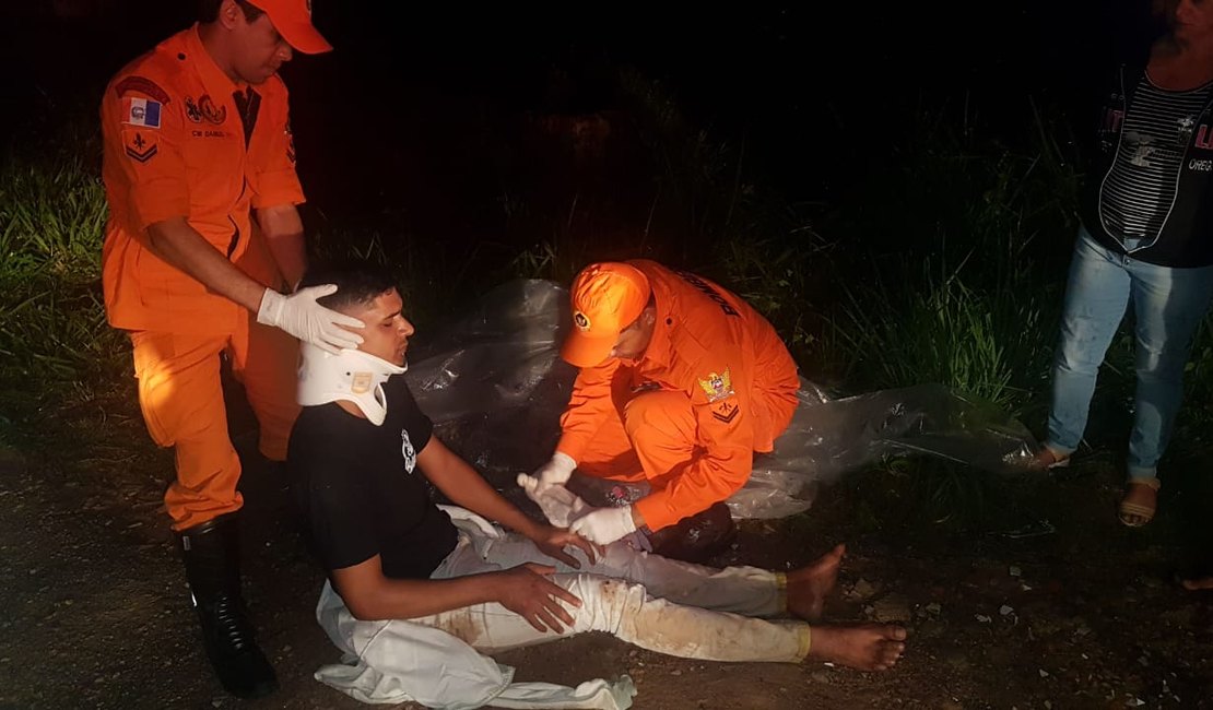 Motoqueiro colide em cavalo e fica ferido em Maragogi