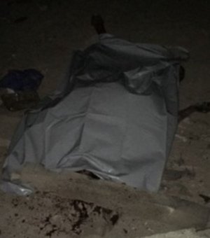 Morador de rua é assassinado a pauladas e pedradas no Centro