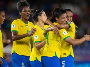 Brasil não toma conhecimento e atropela Peru na Copa América Feminina