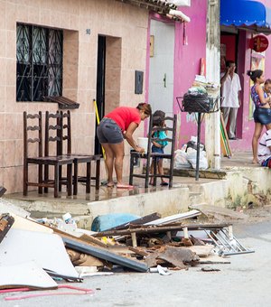Famílias desalojadas na cidade do Pilar começam a voltar para casa