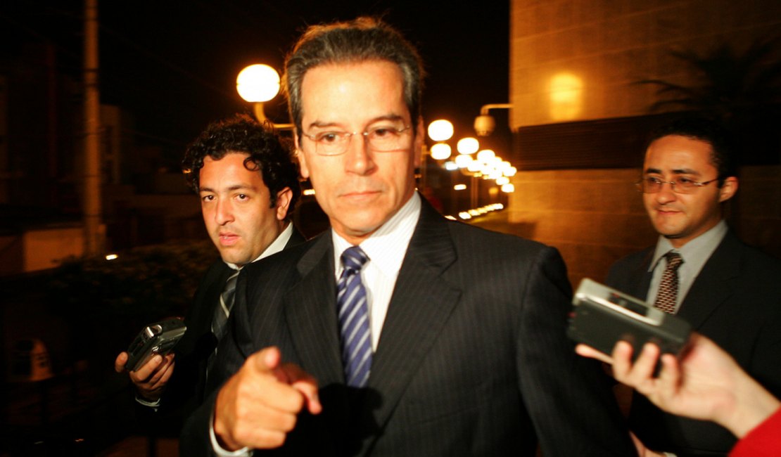 Luiz Estevão terá de pagar R$ 8,2 milhões para a Justiça em dez dias