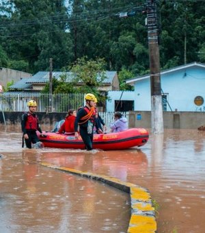 Lira convoca instalação de comissão para analisar PEC que reserva emendas para o combate a desastres naturais