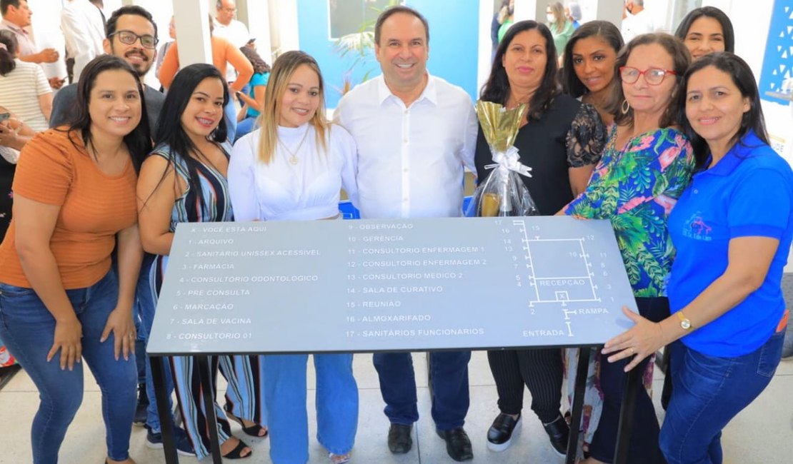 Luciano Barbosa reinaugura unidade de saúde revitalizada e com melhorias de acessibilidade