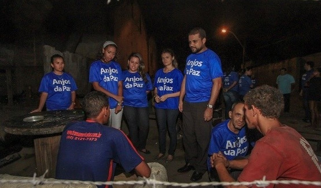 Anjos da Paz realiza mobilização em Arapiraca para localizar dependentes químicos