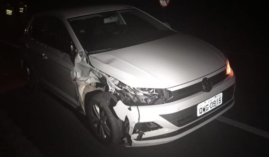 Acidente entre carro e moto deixa um ferido em Santana do Ipanema