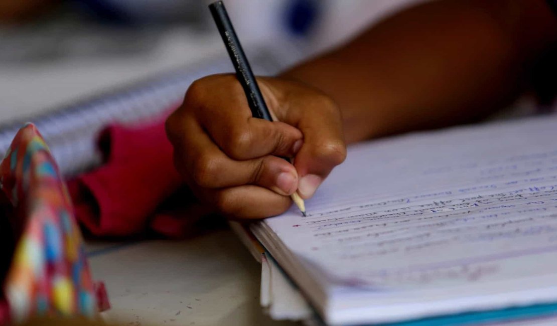 Justiça suspende retorno de aulas presenciais em escolas do Rio