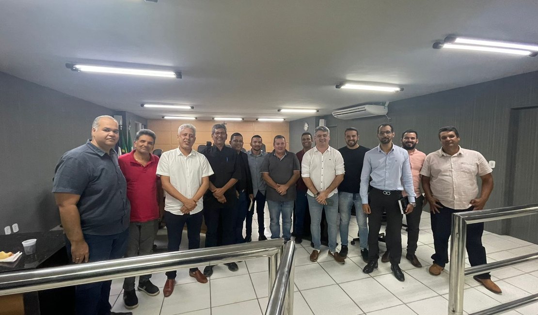 Associação de motoristas de aplicativo realiza reunião para promover integração dos profissionais em Arapiraca