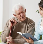 SMS abre inscrições para curso de cuidadores familiares de idosos