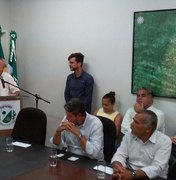 'Prefeitos escondem trabalho dos parlamentares,' reclama Benedito de Lira