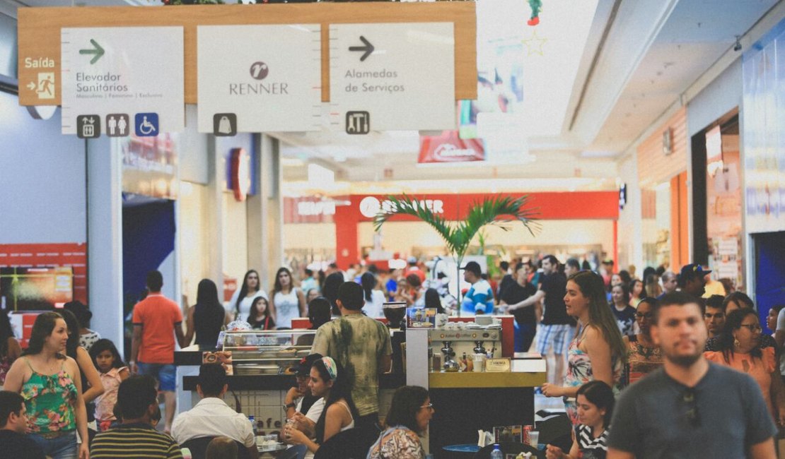 Shopping de Arapiraca realiza liquidação com descontos de até 70%
